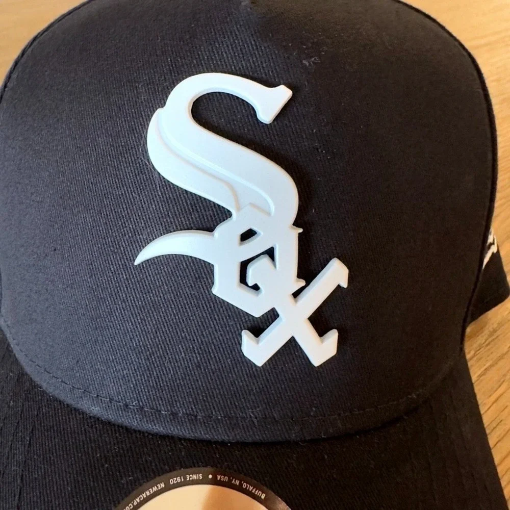 New Era Chicago White Sox 9FORTY A-Frame Snapback Clubhouse Cap-SILICONE LOGO